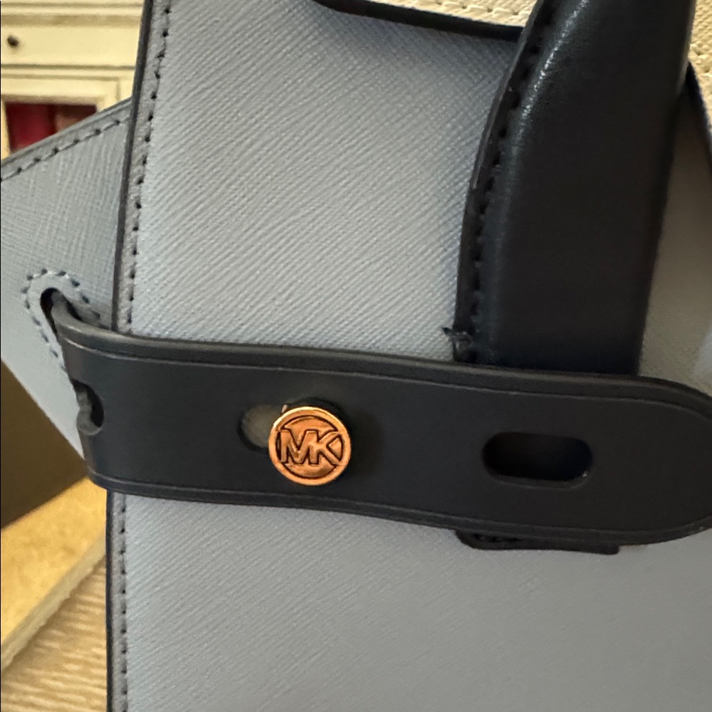 Michael Kors Carmen medium color-block faux saffiano leather belted satchel. - Picture 10 of 16